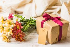6 Best College Graduation Gifts for Your Friends 6 Best College Graduation Gifts for Your Friends
